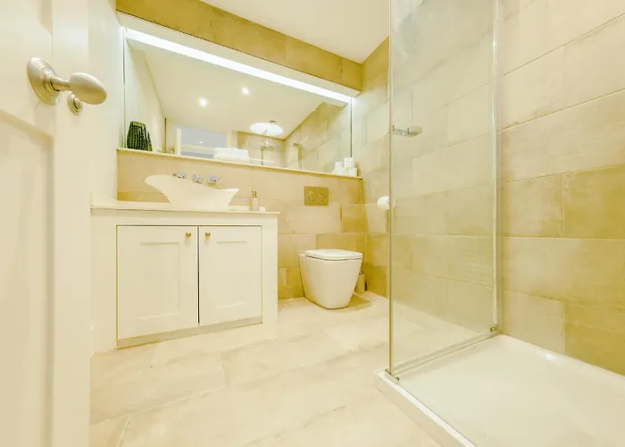 Apartmán Elegant 2-bed Luxury - Prime Location